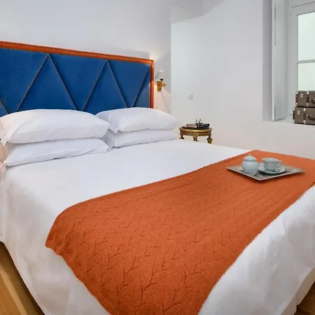 Aurea Once Upon House * ליסבון